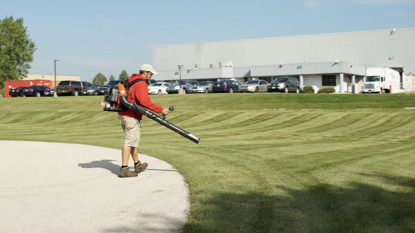 commercial landscape maintenance